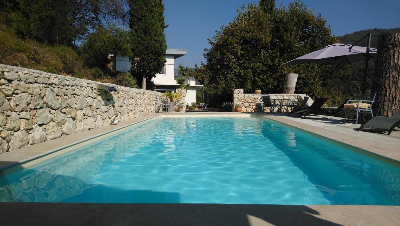 Bed and Breakfast Le Domaine De La Feuilleraie Coaraze Exterior foto